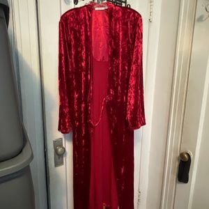 COPY - New Womens Red Velvet Full Length Robe - Size Medium